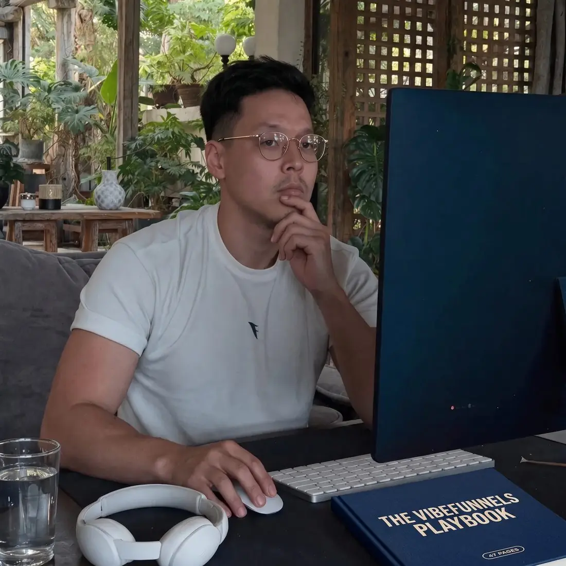 Building a page with the Playbook on the desk
